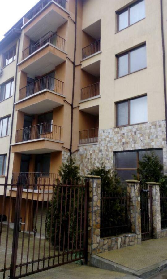 M&M Apartment Βέλινγκραντ Εξωτερικό φωτογραφία