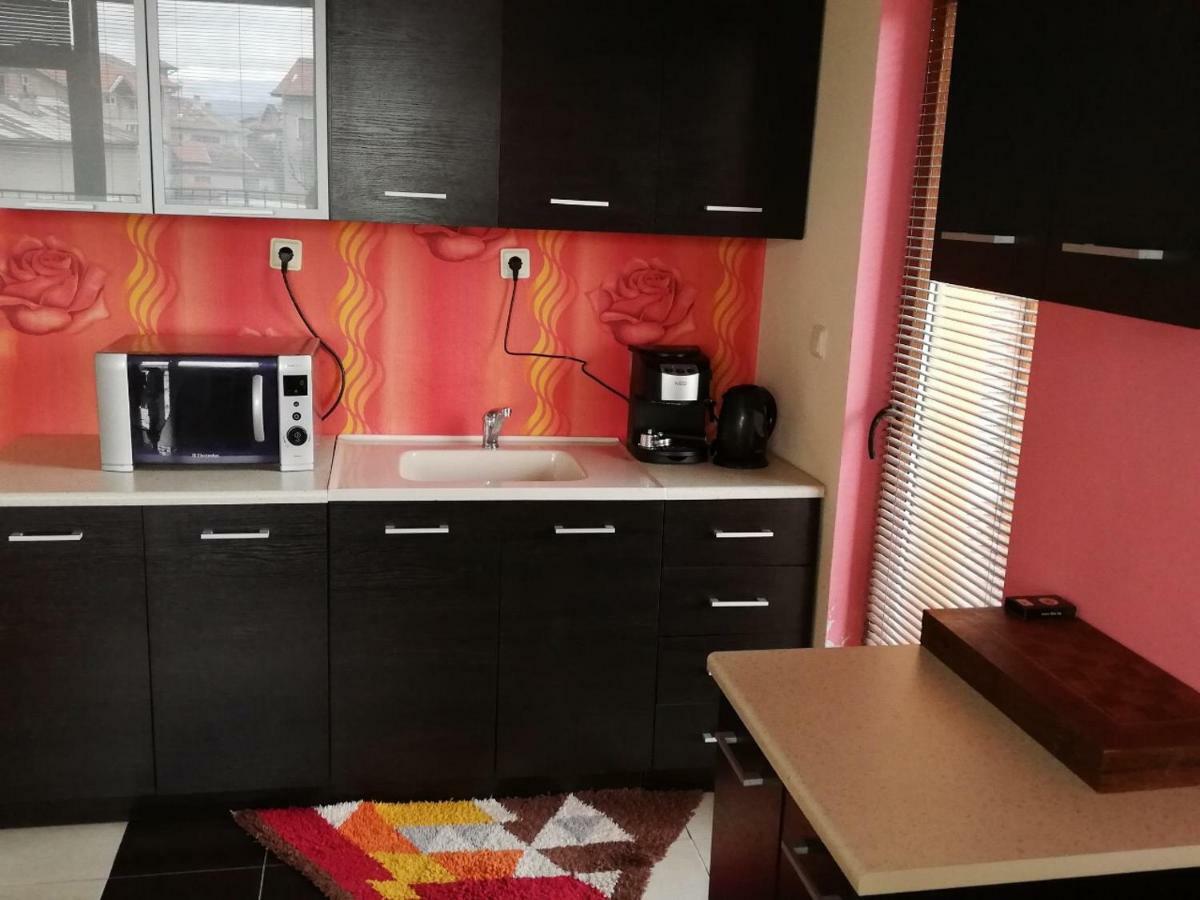 M&M Apartment Βέλινγκραντ Εξωτερικό φωτογραφία